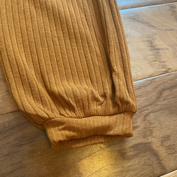 Boutique Sweater Dress NWOT - Picture 6 of 7